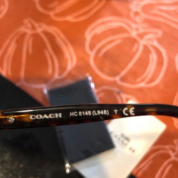 Sunglasses - Picture 3 of 4